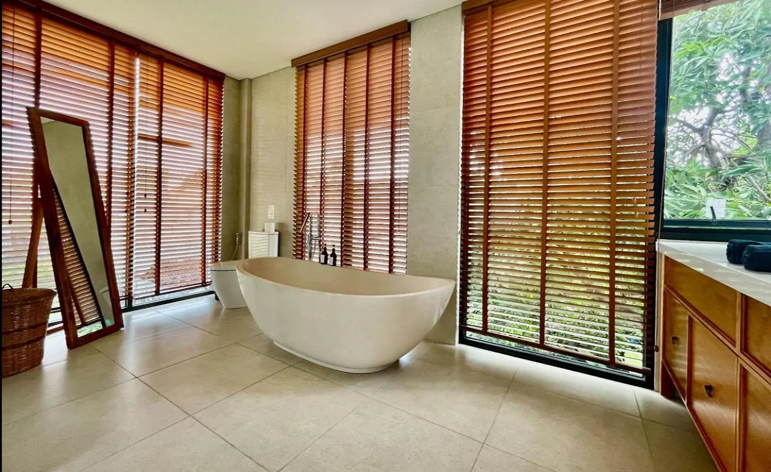 New Villa In The Center Of Seminyak & Kuta