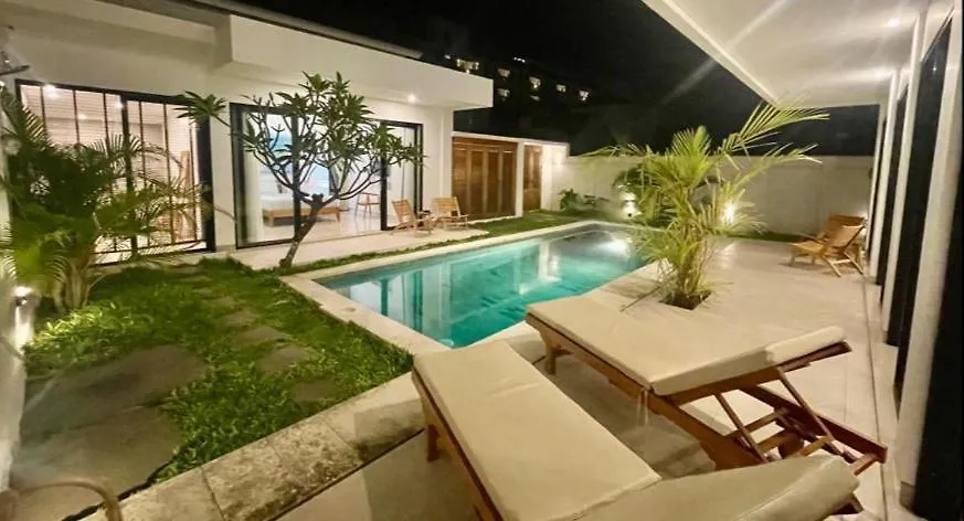 הקונטקטים של New Villa In The Center Of Seminyak & Kuta